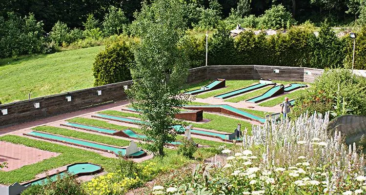 18-Loch Minigolfanlage