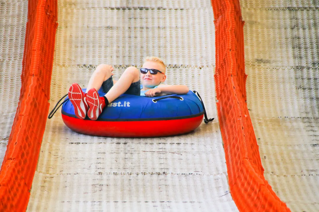 Summit Plummet Toboggan