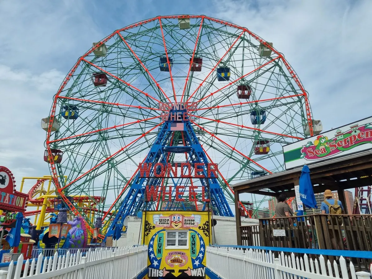 Deno’s Wonder Wheel