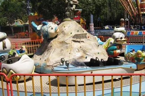 Mini-boats Carousel / קרוסלת מיני סירות