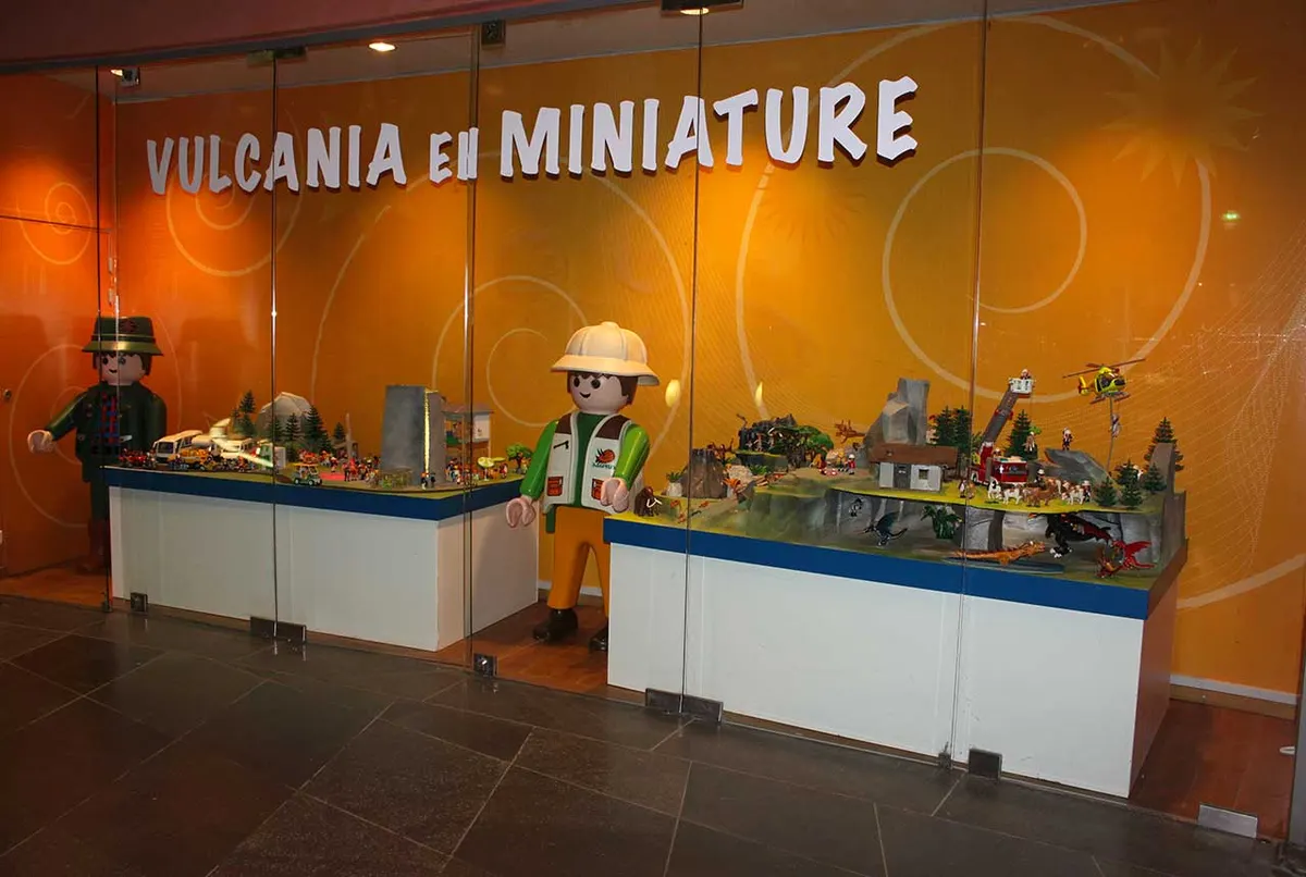 Vulcania in miniature