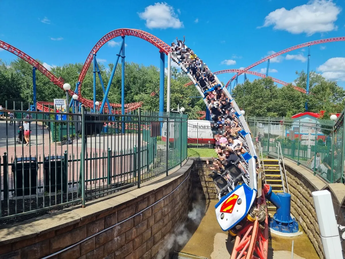 SUPERMAN™ The Ride