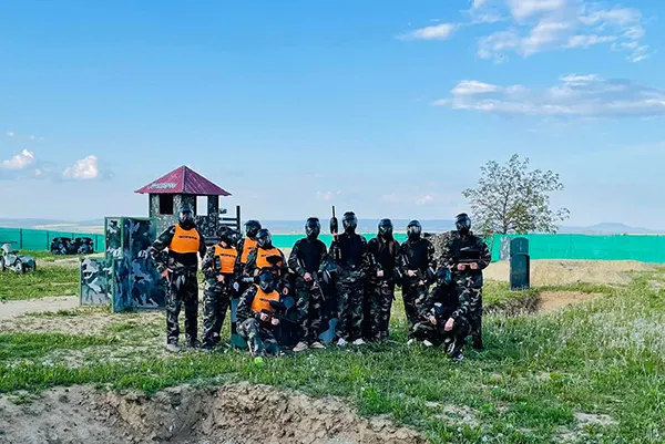 PAINTBALL