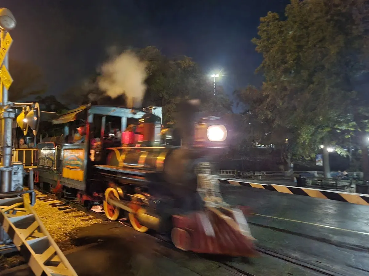 Six Flags Railroad