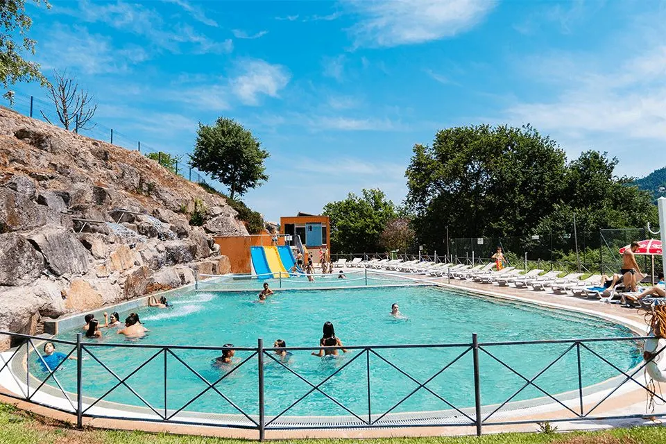 Piscina de Cascata