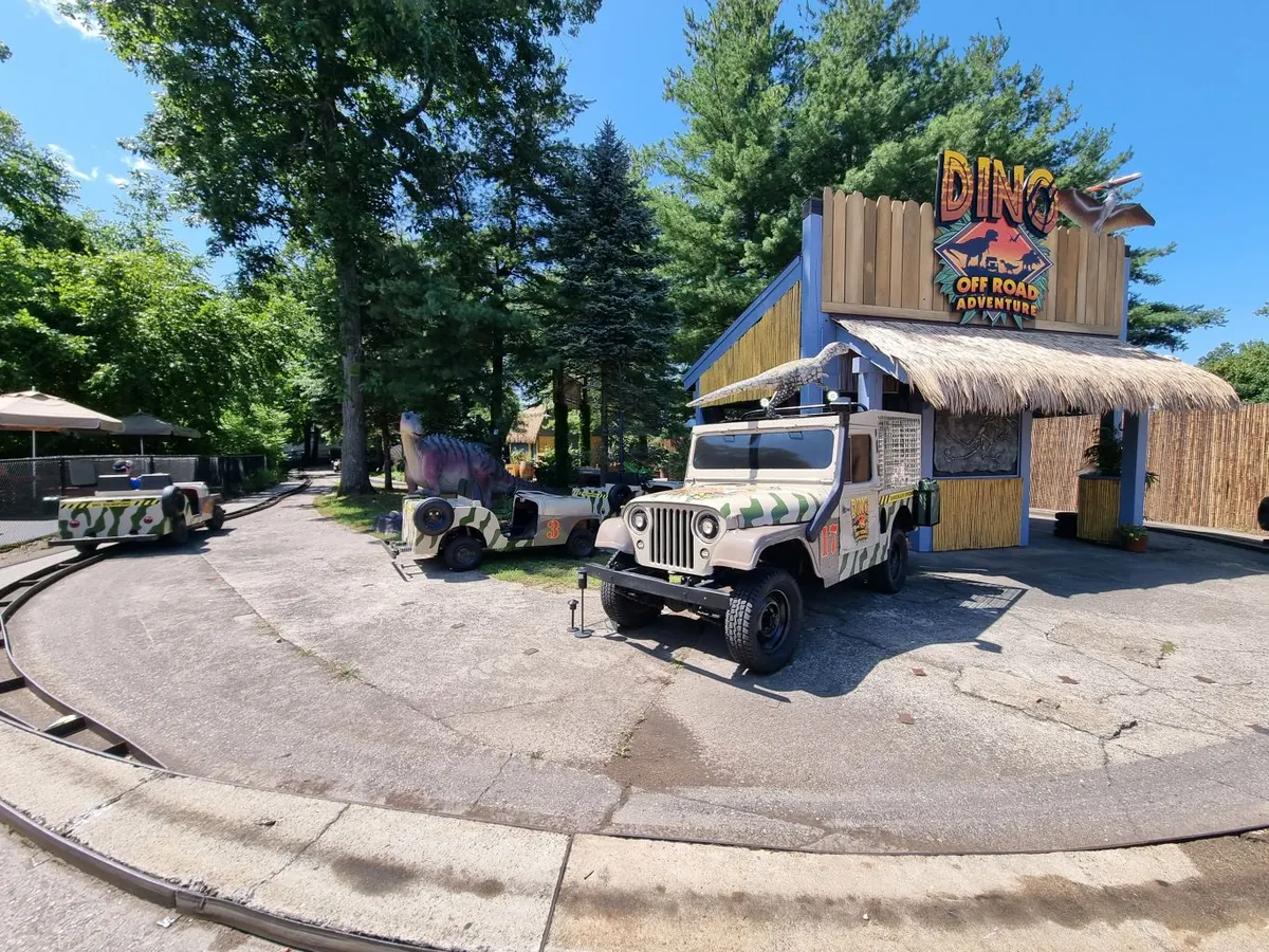 Dino Off Road Adventure