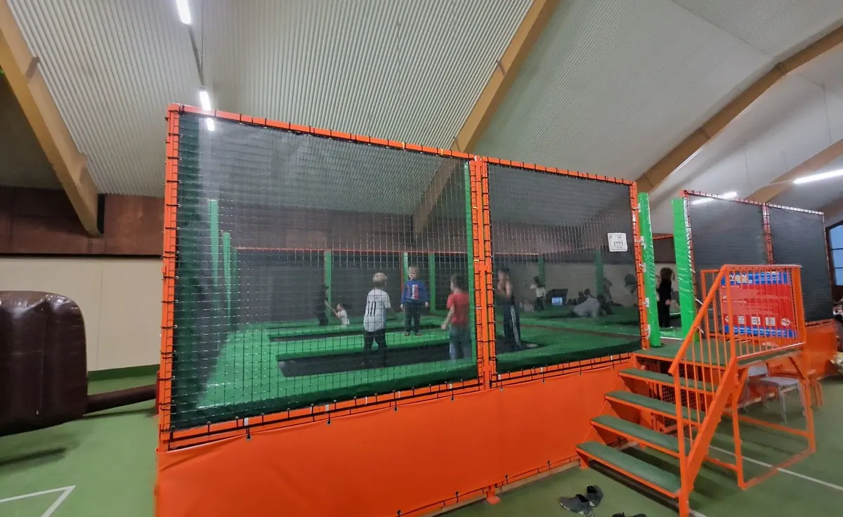 6-Feld Trampolinanlage