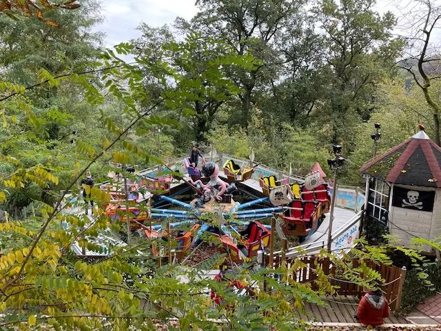 Jolly Roger's Seastorm