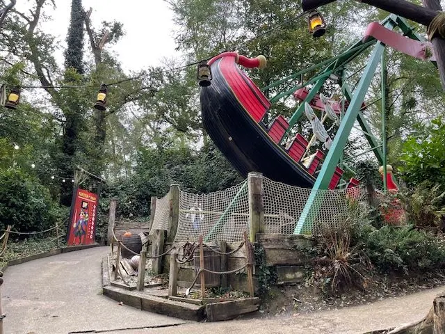 Schommelschip Kapitein Haak