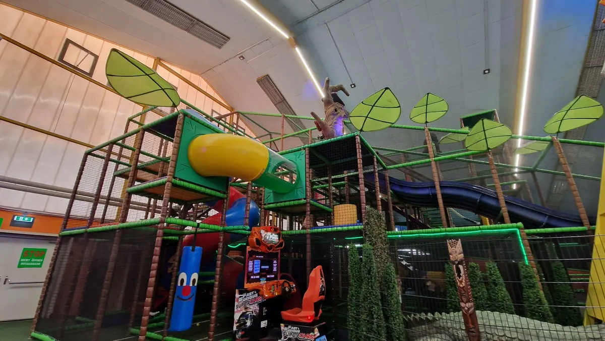 Playground Turm