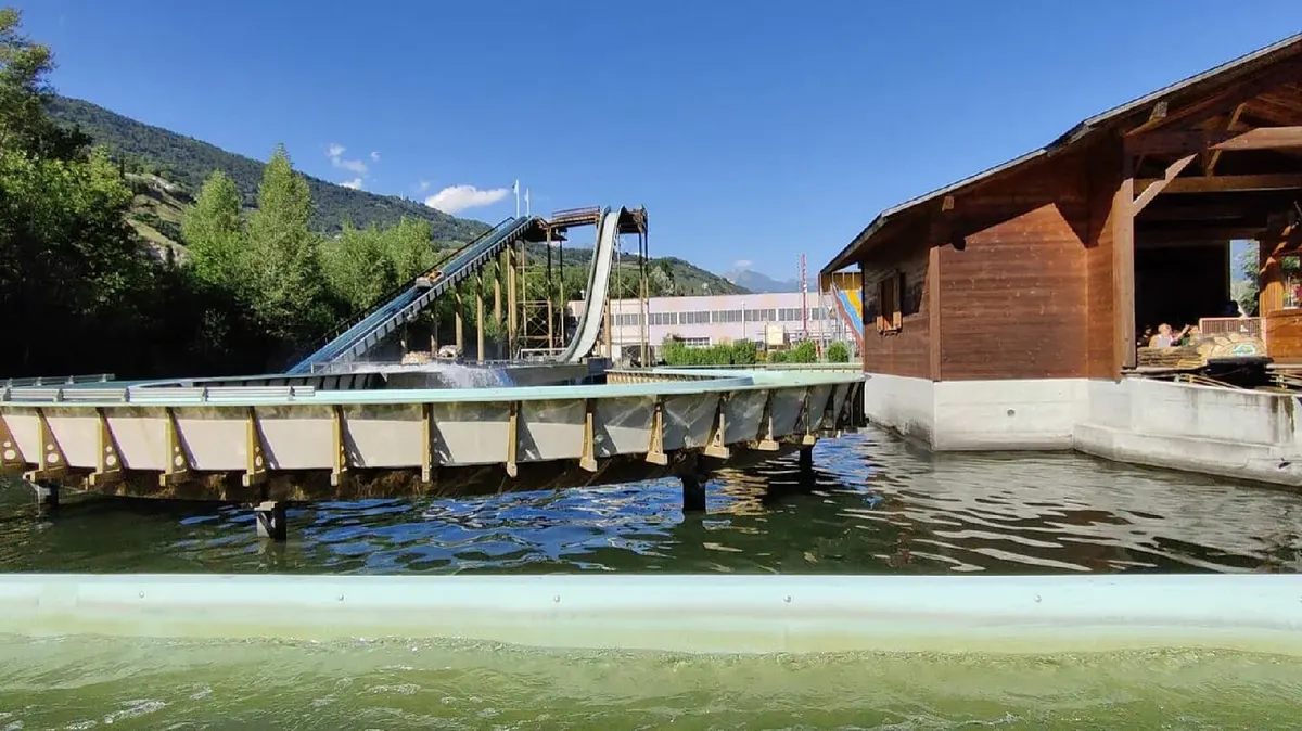 Splash River