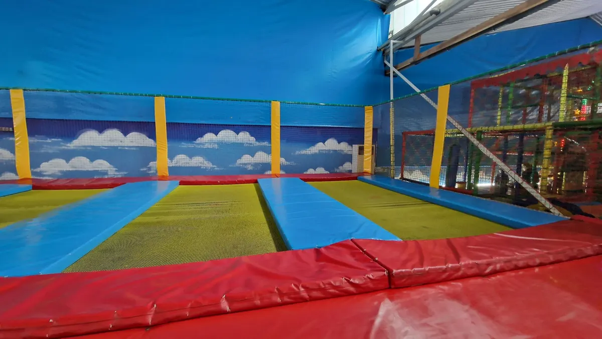 Trampoline