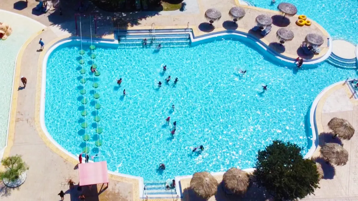 Interactive Pool – Jacuzzi