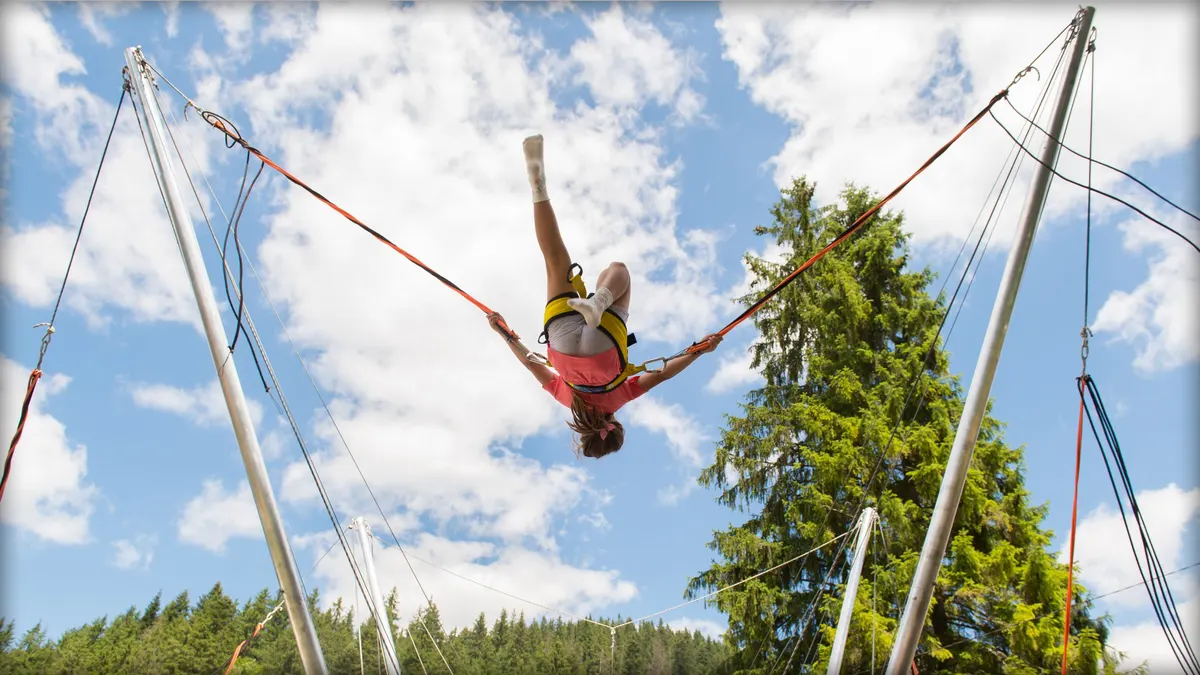 BUNGEE TRAMPOLÍNA