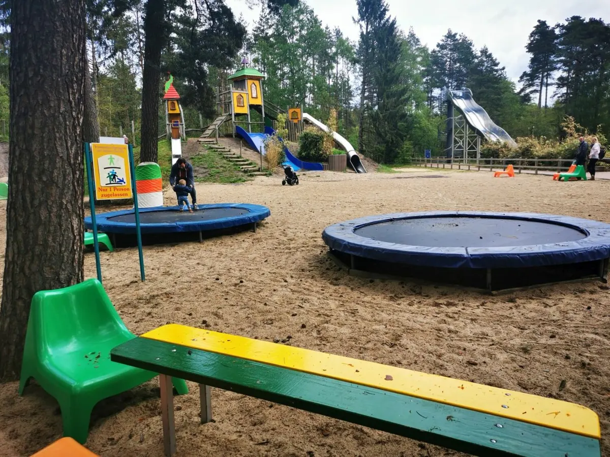 Trampoline