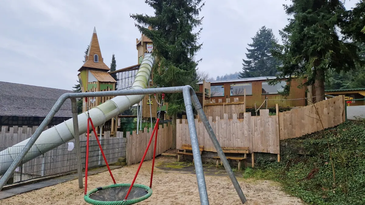Nestschaukel
