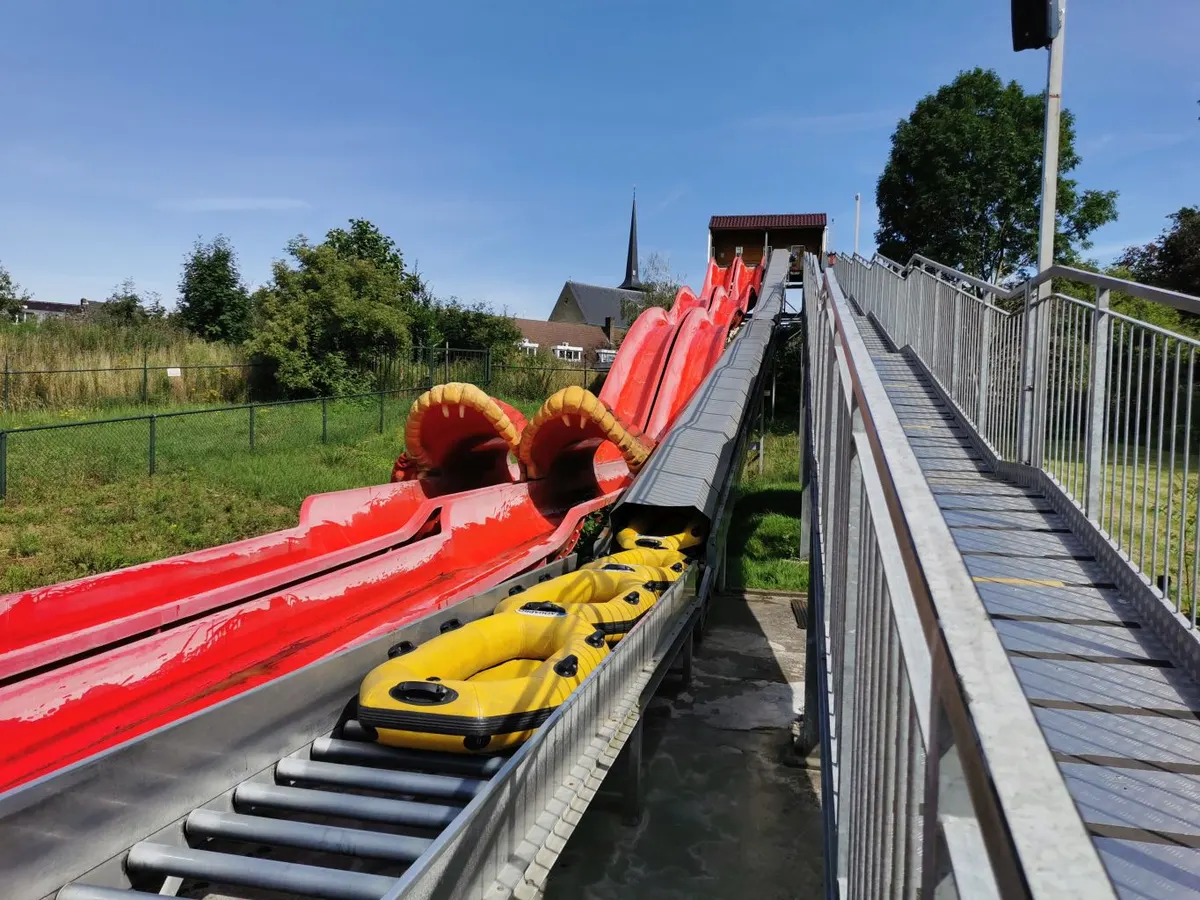 Cobra Waterglijbaan