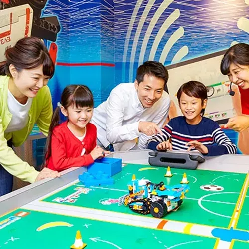 ロボティック・プレイ・センター / Robotic Play Center