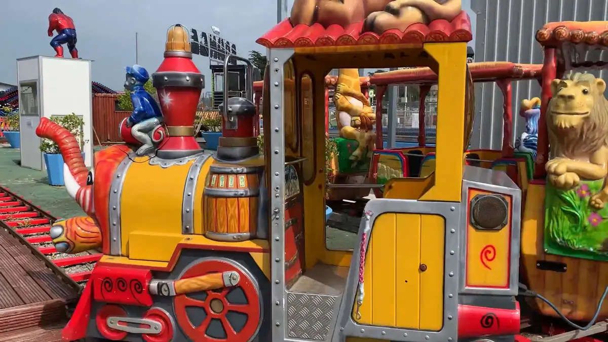 Safari Train