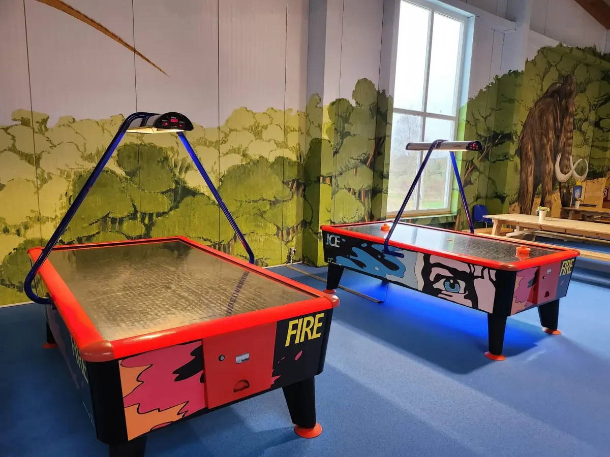 Air Hockey