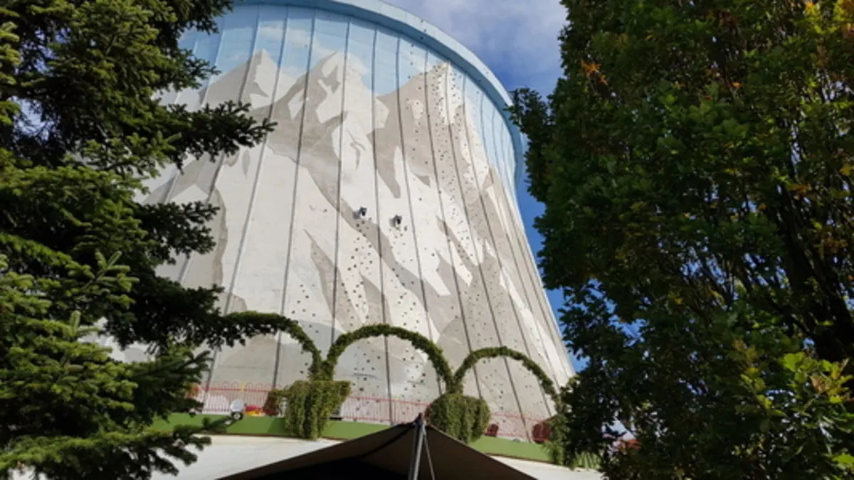 Kletterwand