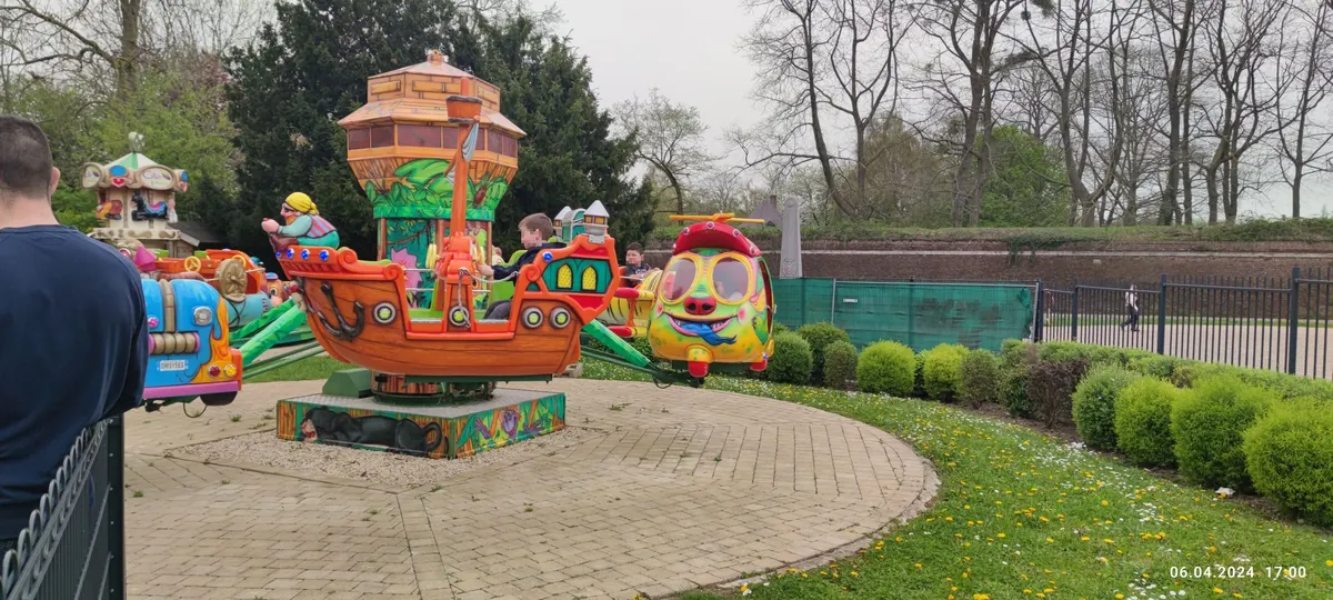 Le jardin des petites pousses - Manège pour enfants 3