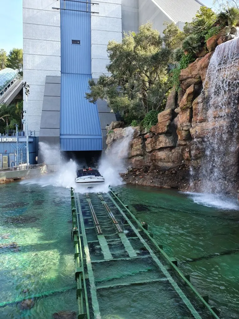 Jurassic World – The Ride