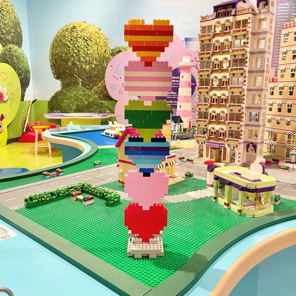 LEGO® Friends Heartlake City