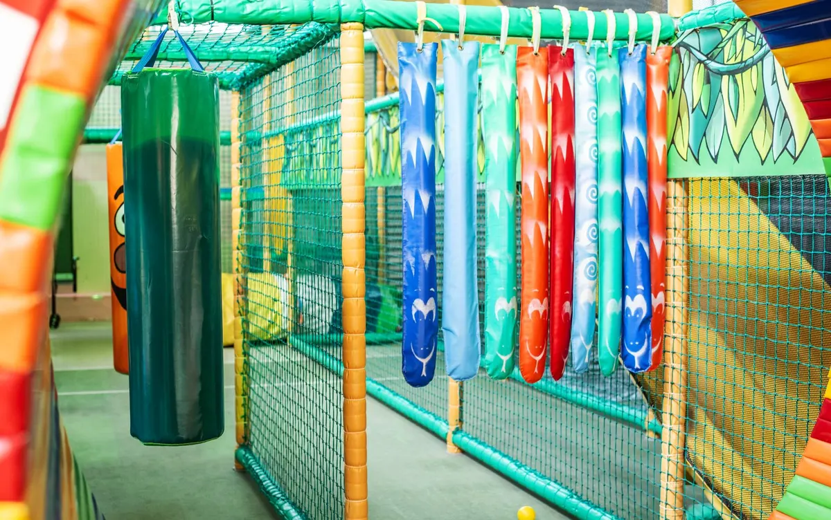 3 Etagen Kletterlabyrinth