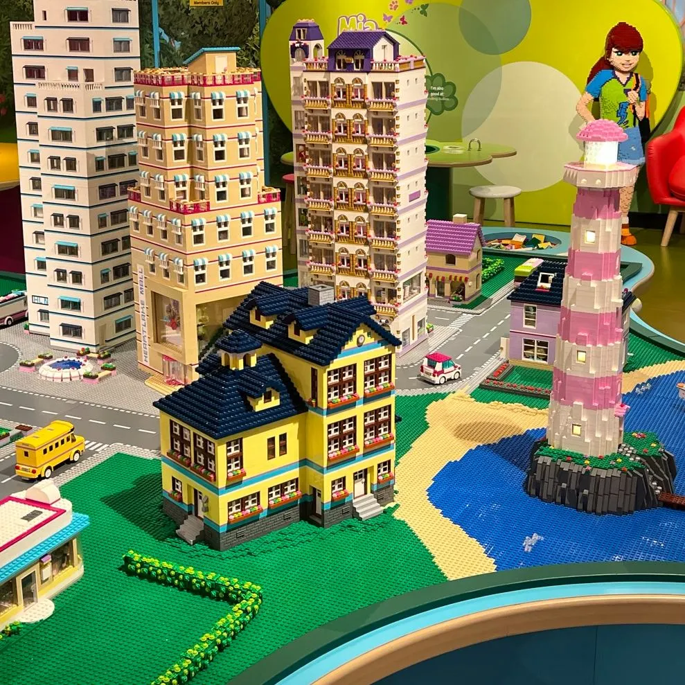 LEGO® Friends Heartlake City