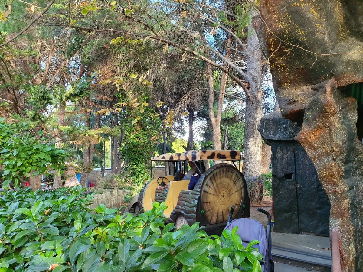 Jurassic Car