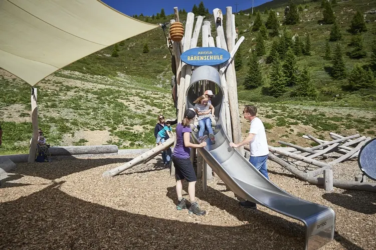Spielplatz Bärenschule Arosa