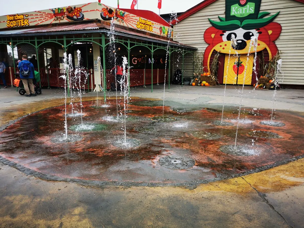 Wasserfontänen-Spielplatz