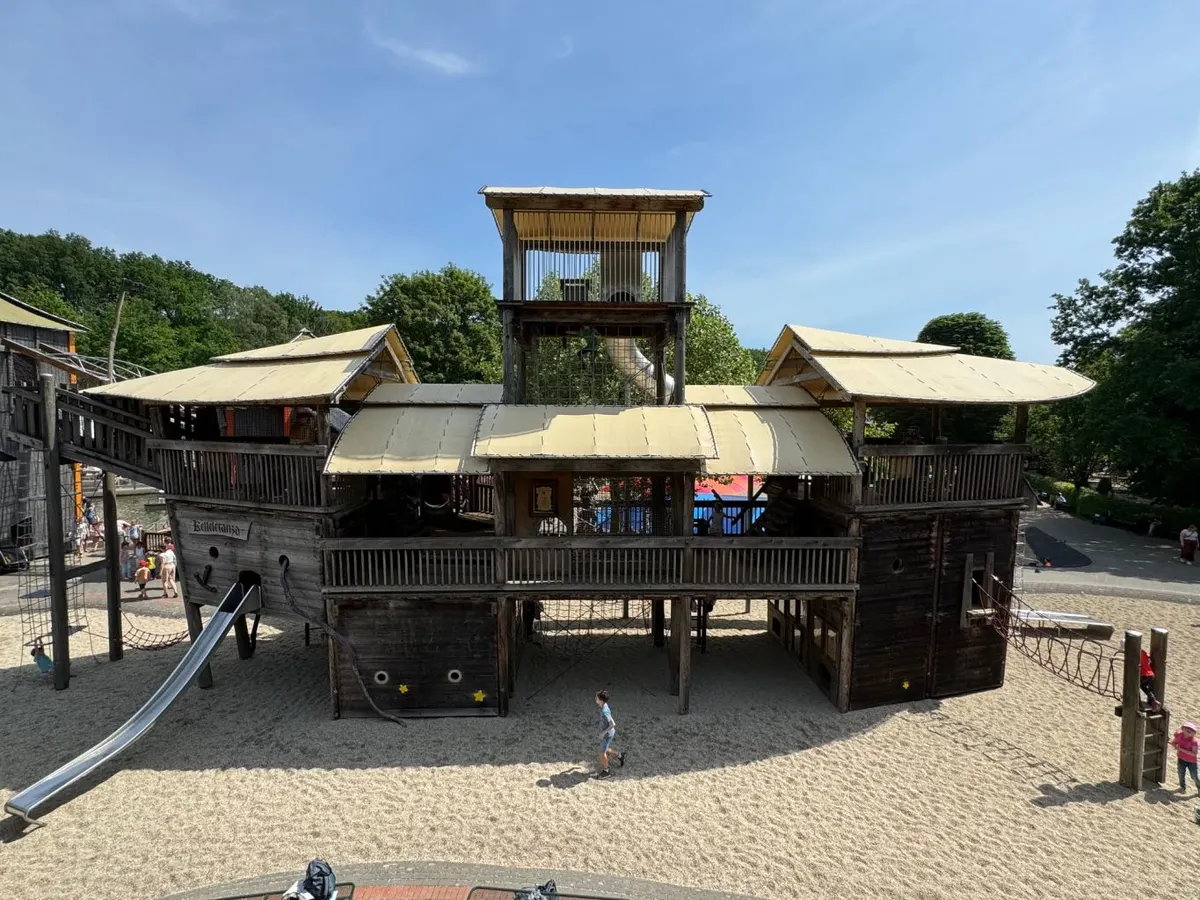 Kletterskulptur Wurzelwerk