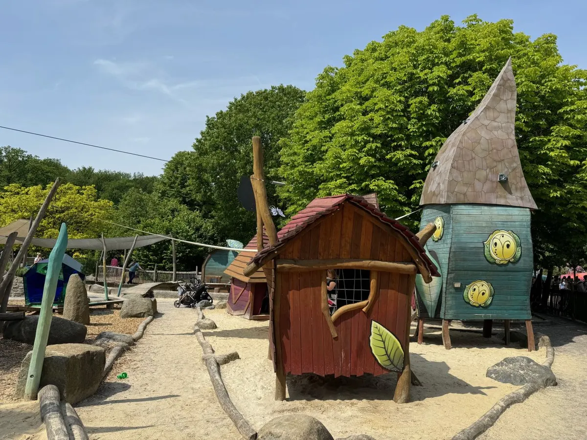 Kulissenspielplatz "Leckerland"