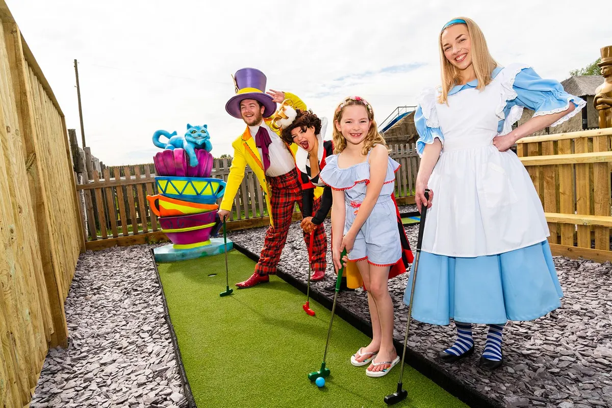 Alice at the Movies Crazy Golf