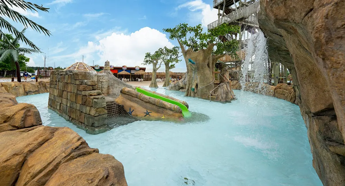 Blue Iguana Lagoon for Kids