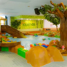 Kinder-Badeland im Zauberwald