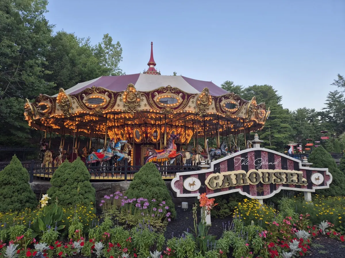 Grand Carousel
