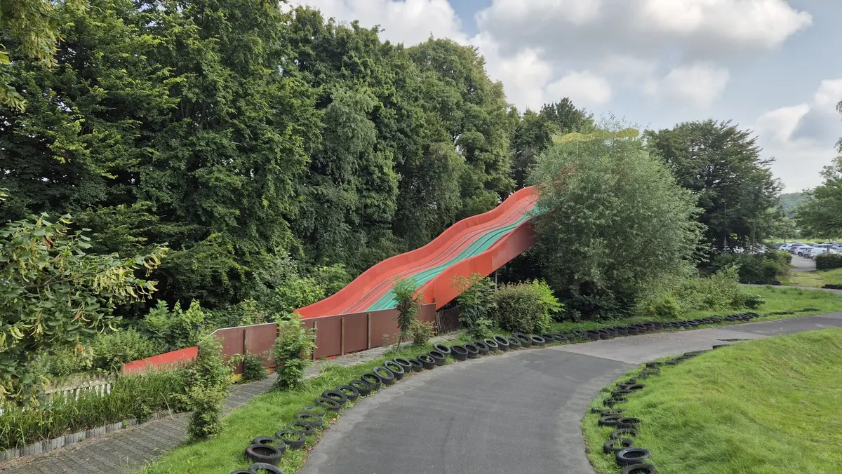 Wellenrutsche