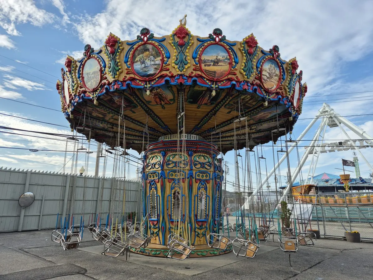 Wave Swinger