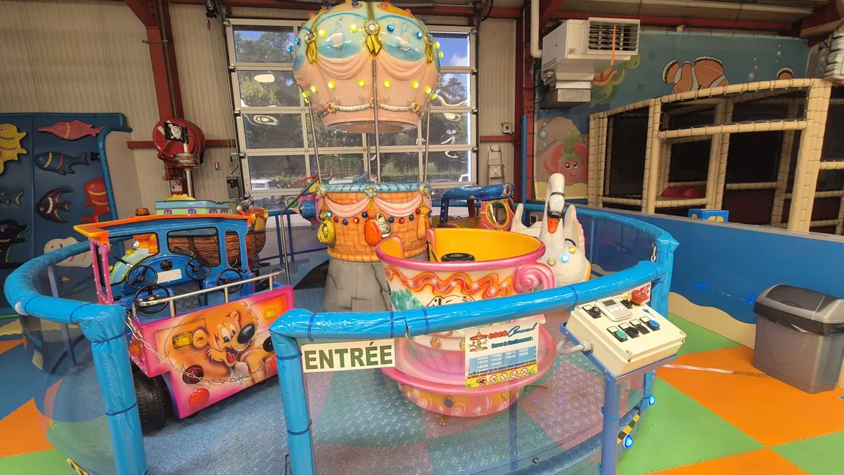 Coco Carousel
