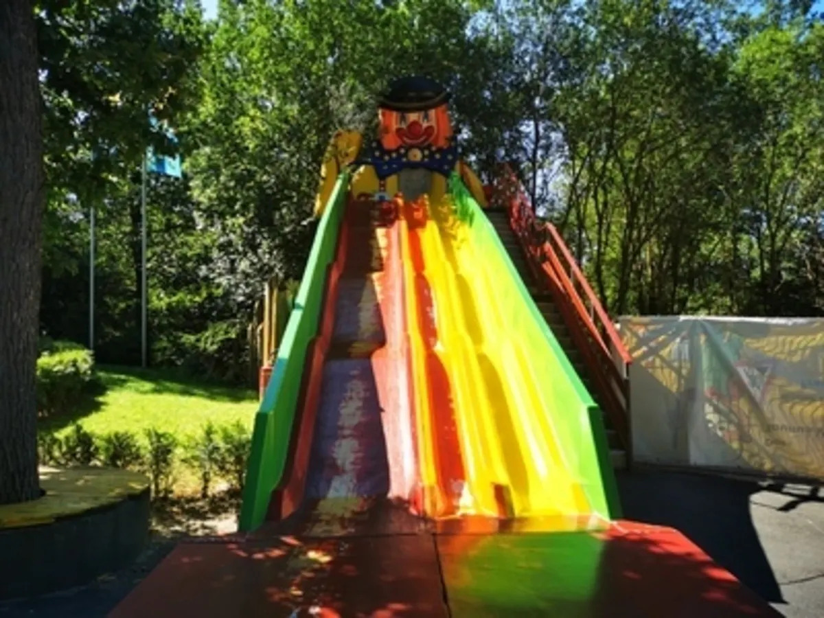 Sturzflugrutsche