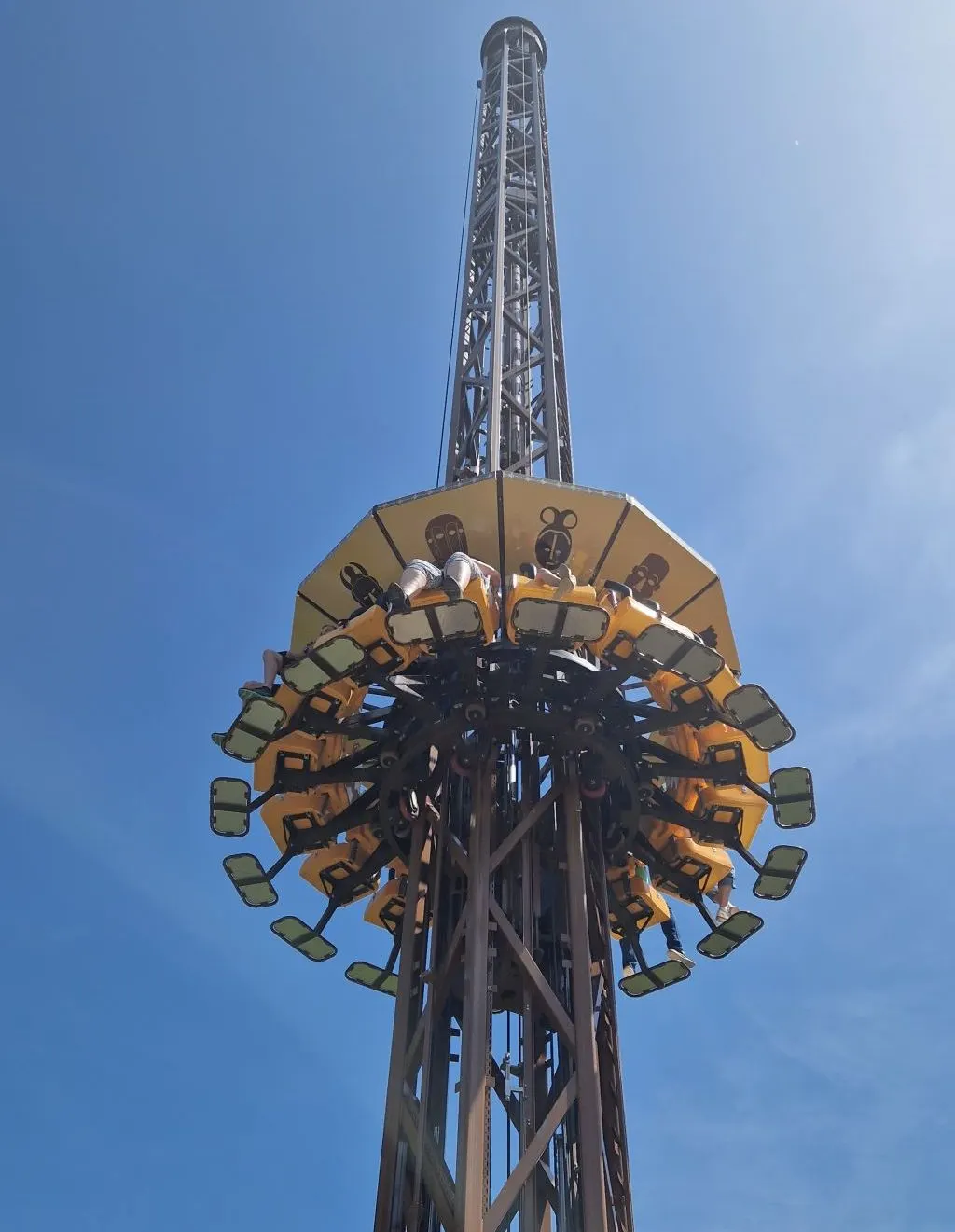 Freefall Tower