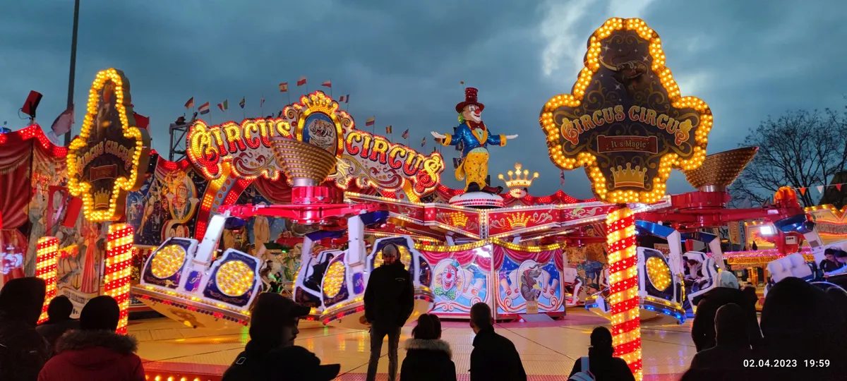 Circus Circus (Gründler & Preuß)