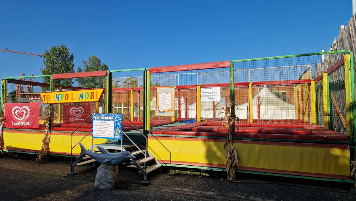 6 Riesen-Trampolin