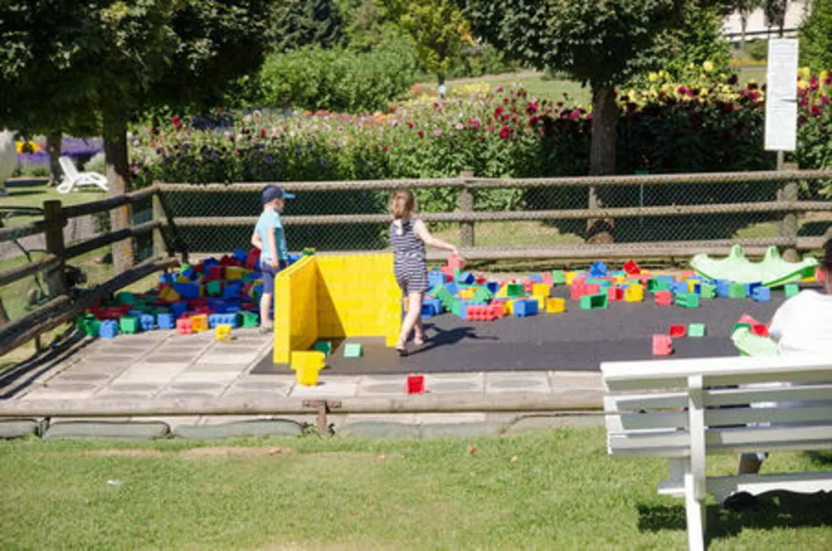Riesenklötze-Spielplatz