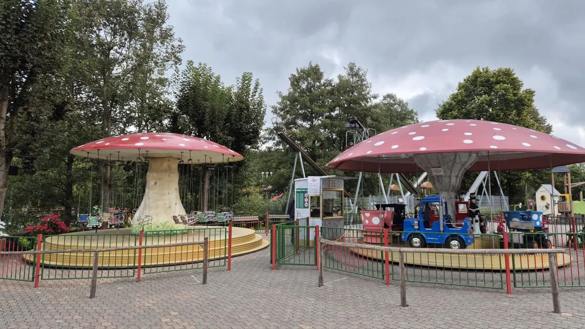 Pilz- und Kettenkarussell