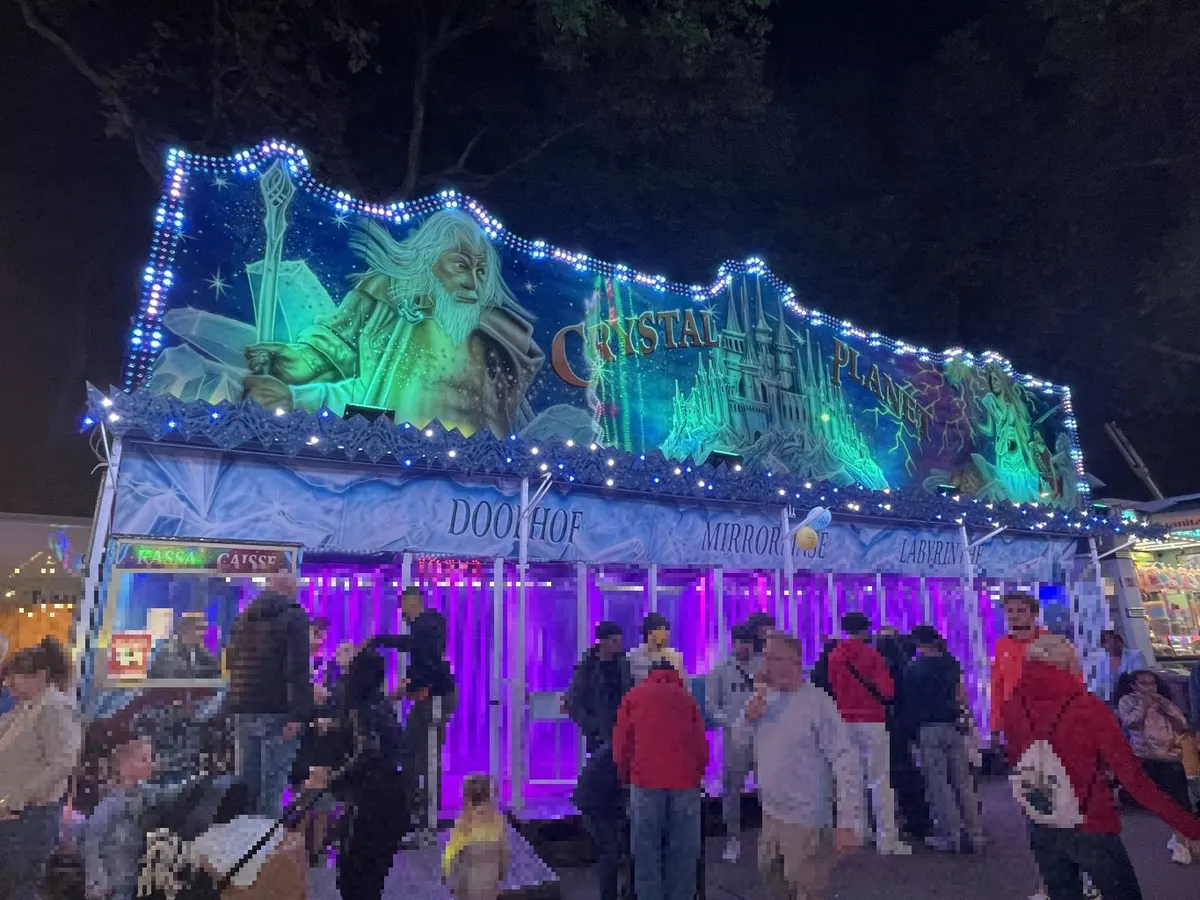 Crystal Planet (Tréhout, B)