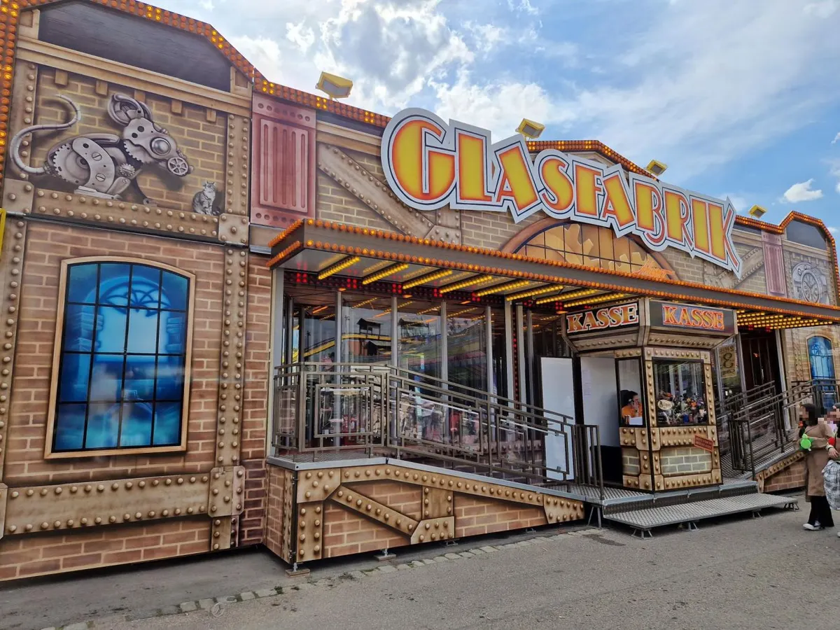 Glasfabrik
